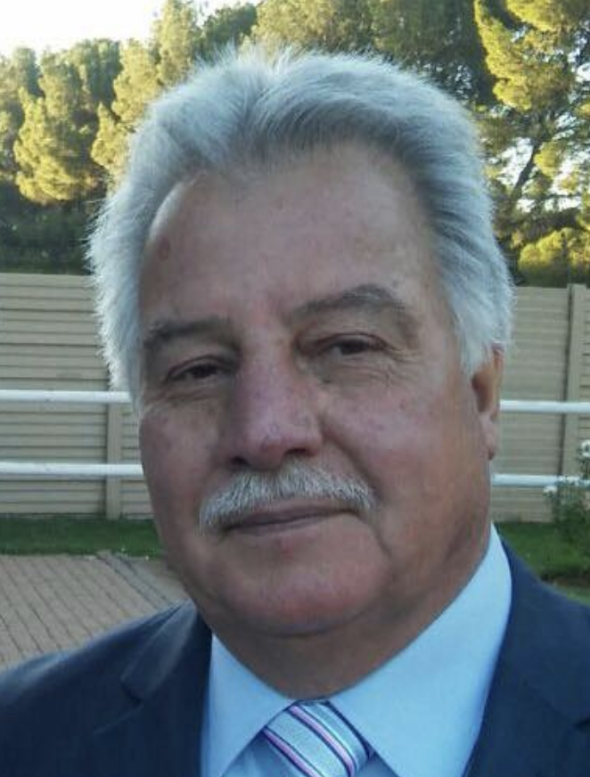 Hãi hùng phát hiện phi công hơn 20 năm dùng bằng giả lái máy bay thương mại