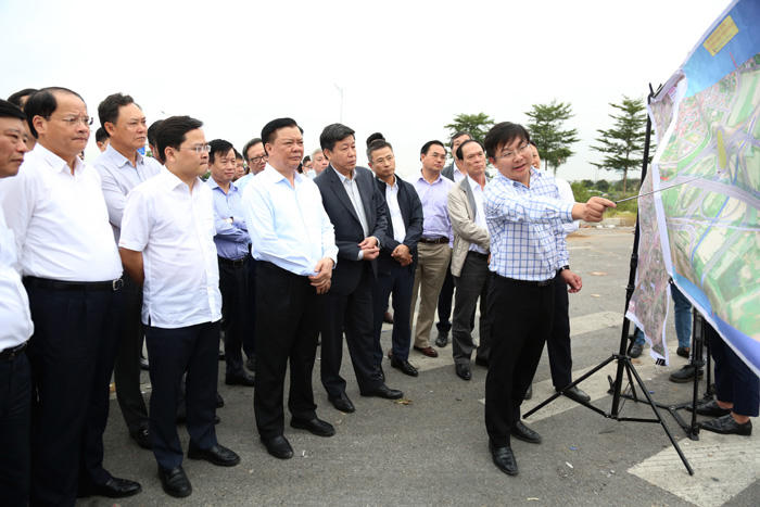 Triển khai dự án đường Vành đai 4 với tinh thần khẩn trương, quyết liệt, quyết tâm cao nhất