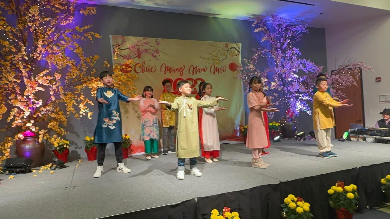 Người Việt tại Mỹ đón Tết Quý Mão 2023 ấm áp với chương trình Xuân Quê hương