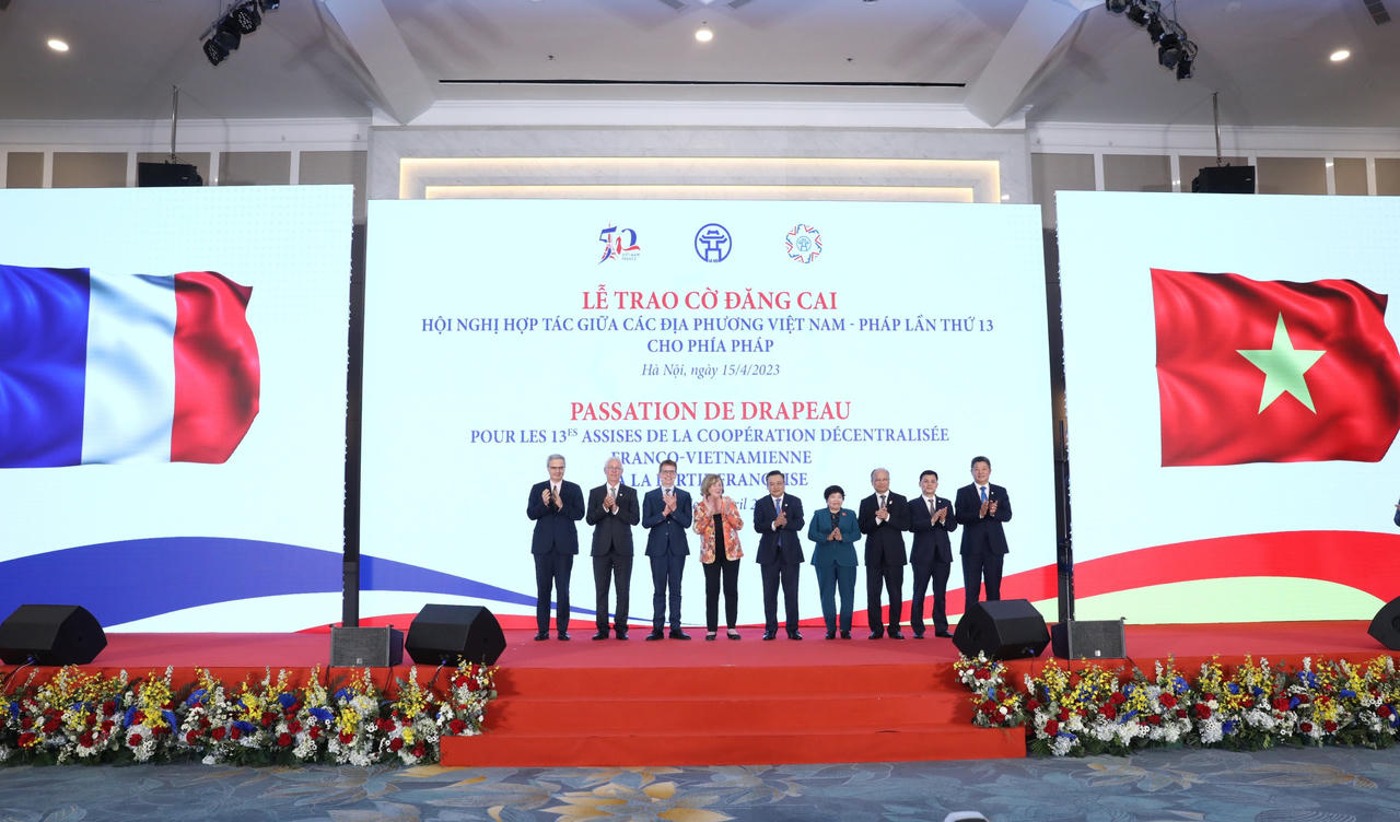 Bế mạc Hội nghị hợp tác giữa các địa phương Việt Nam và Pháp lần thứ 12