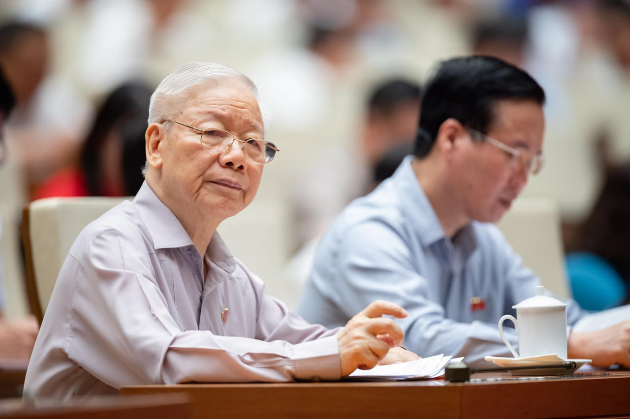 Giải quyết kịp thời những vấn đề cấp bách, tạo chuyển biến thực chất trong lĩnh vực được chất vấn