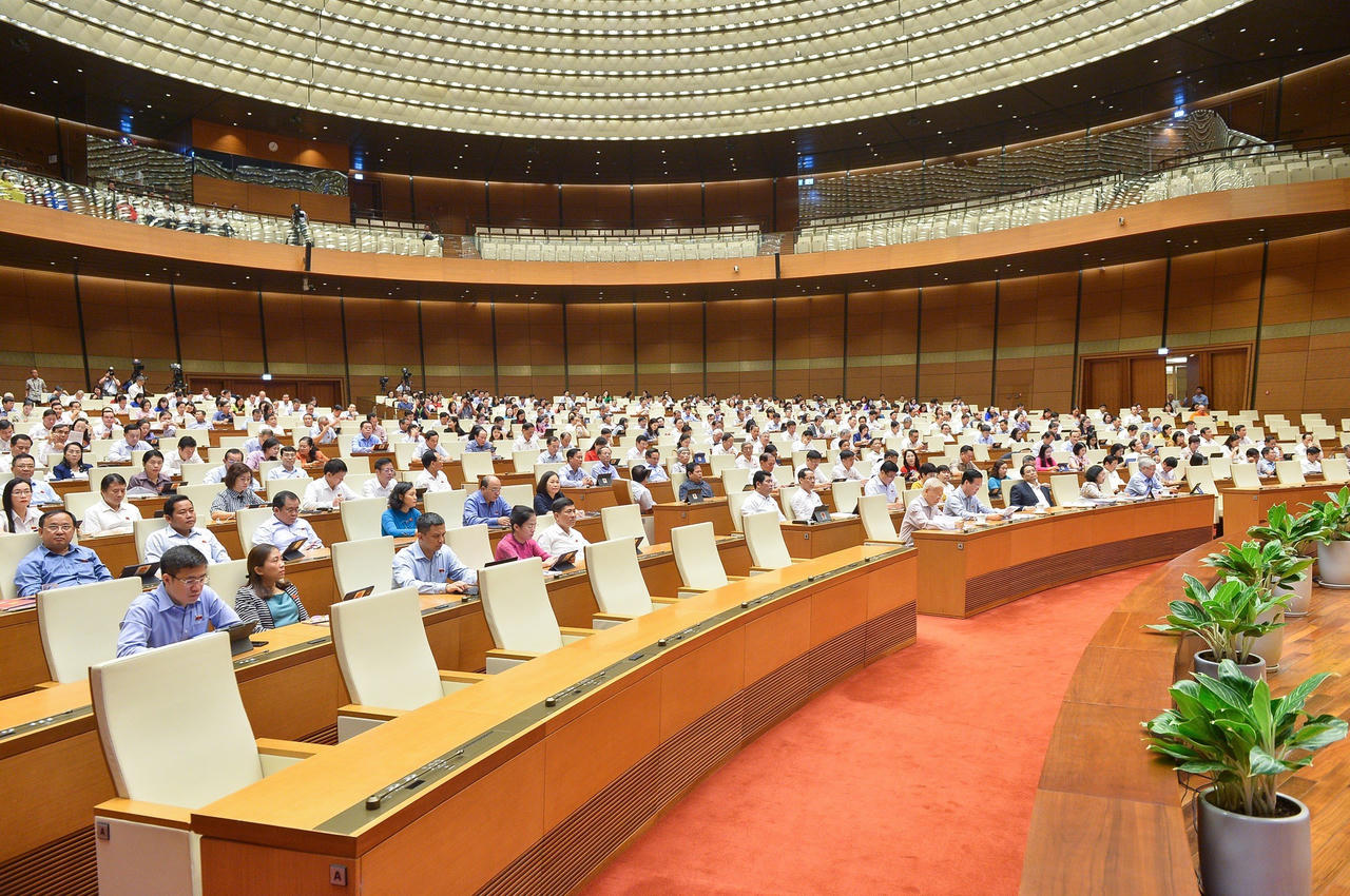 Giải quyết kịp thời những vấn đề cấp bách, tạo chuyển biến thực chất trong lĩnh vực được chất vấn