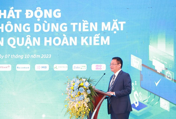 Phát động thanh toán không dùng tiền mặt trên địa bàn quận Hoàn Kiếm