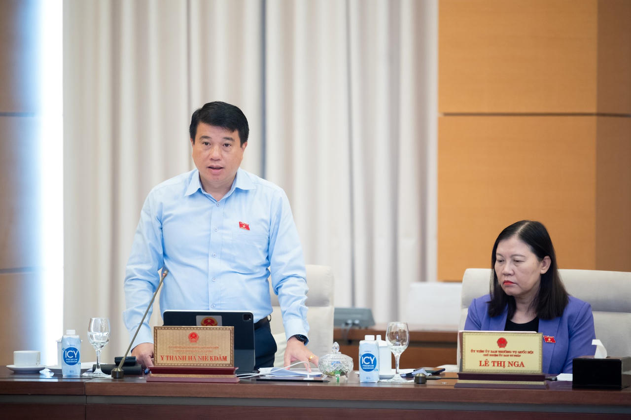 Cần có giải pháp, lộ trình rõ ràng trong giải quyết kiến nghị của cử tri