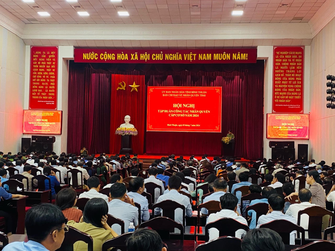 Nâng cao hiệu quả công tác bảo đảm và đấu tranh nhân quyền