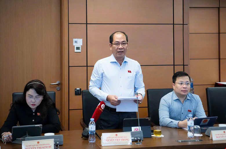 Khẩn trương đánh giá tổng kết toàn diện mô hình tổ chức chính quyền đô thị