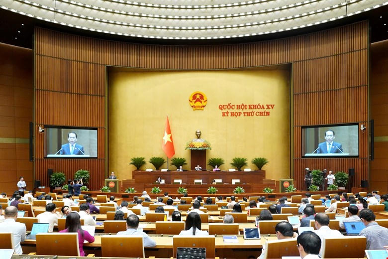 Sửa đổi, bổ sung các quy định để thực hiện mô hình chính quyền địa phương 2 cấp