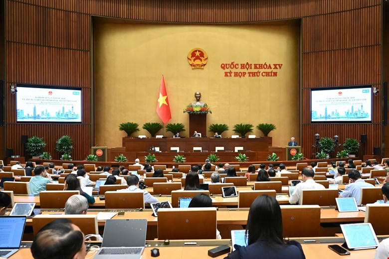 Trình Quốc hội thành lập Trung tâm tài chính quốc tế đặt tại TP Hồ Chí Minh và Đà Nẵng