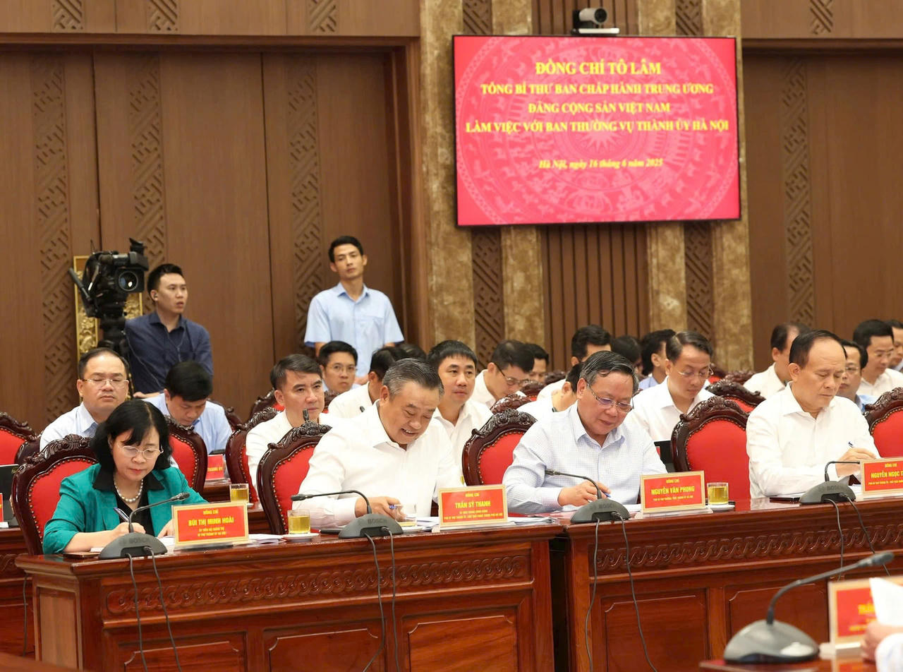 Hà Nội: Đổi mới tư duy trong xây dựng văn kiện Đại hội Đảng bộ TP