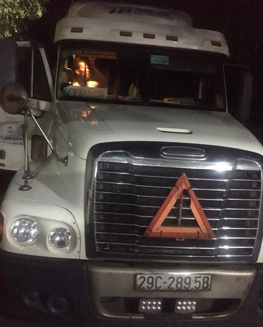 Phát hiện và bắt giữ 1.200 cây thuốc lá không rõ nguồn gốc