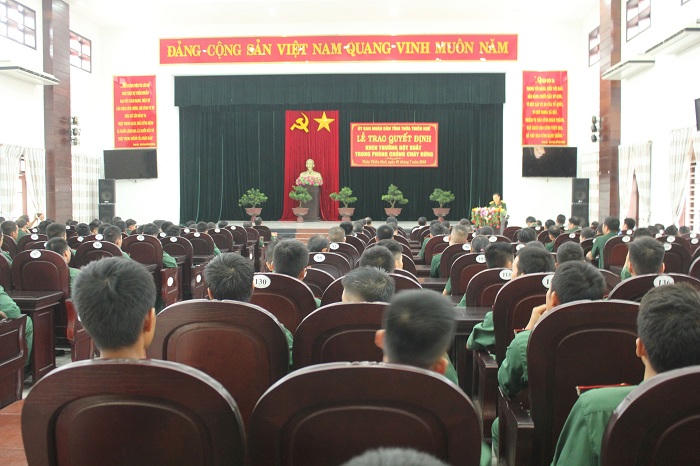 Khen thưởng 13 tập thể, cá nhân chữa cháy rừng ở Thừa Thiên Huế