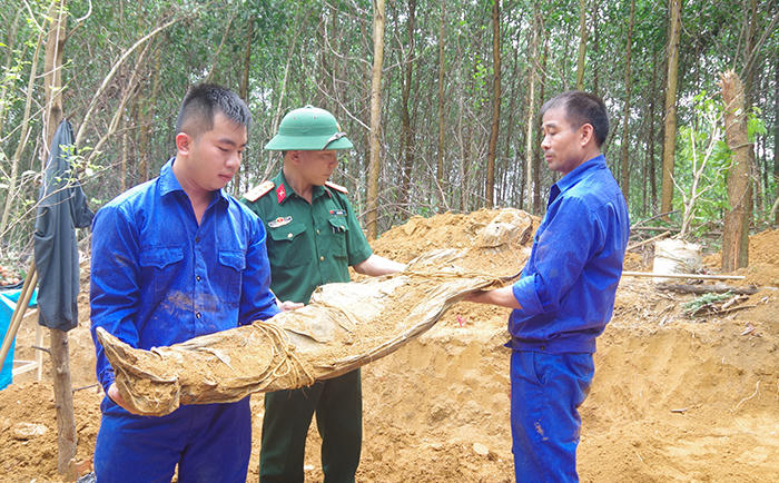 Keo sơn hữu nghị hai nước Việt – Lào