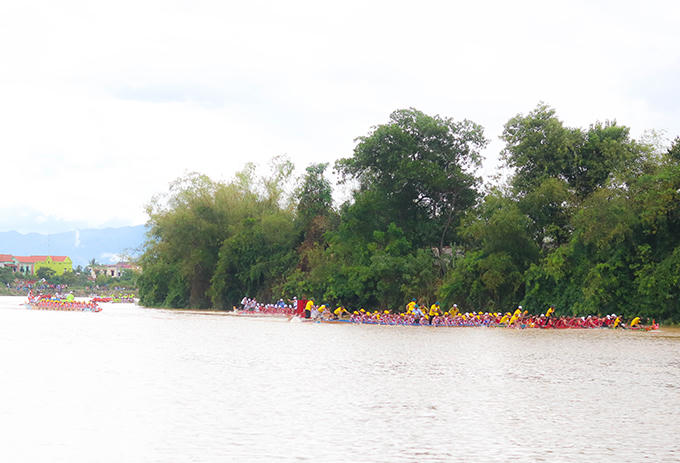 Quảng Bình: Hoàn tất khâu chuẩn bị cho Lễ hội bơi đua thuyền truyền thống 2/9 trên sông Kiến Giang