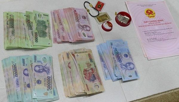 Hơn 100 cán bộ chiến sỹ phá đường dây lô đề lớn nhất Quảng Bình