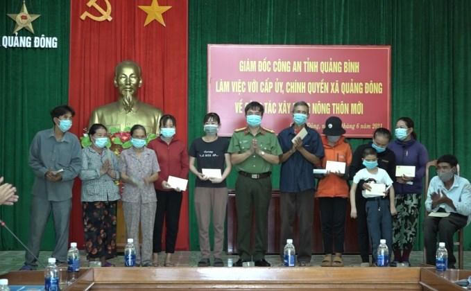 Công an Quảng Bình đồng hành, hỗ trợ xã Quảng Đông trong công tác xây dựng nông thôn mới