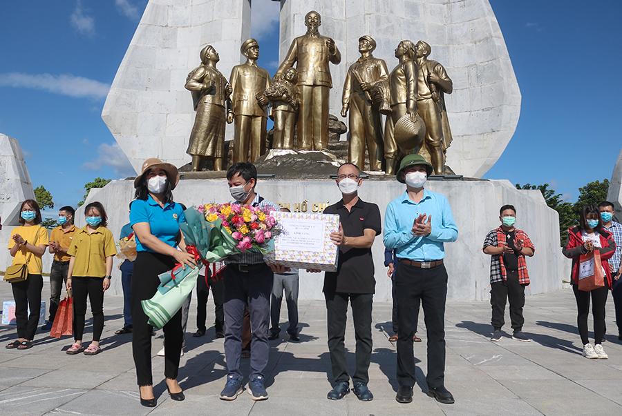 Quảng Bình cử Đoàn công tác vào hỗ trợ TP HCM chống dịch COVID-19