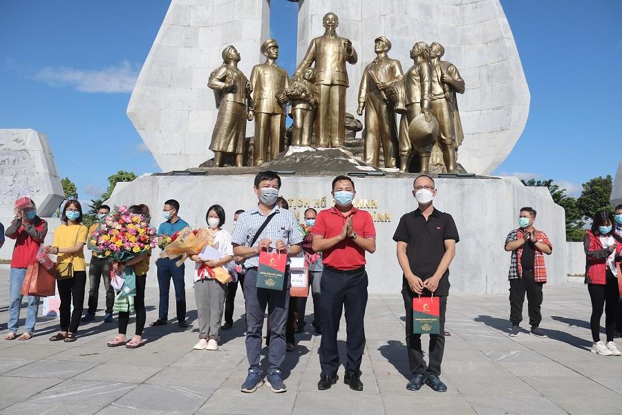 Quảng Bình cử Đoàn công tác vào hỗ trợ TP HCM chống dịch COVID-19