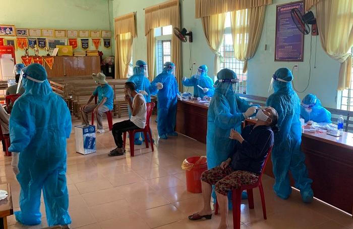 Quảng Bình thành lập Trung tâm chỉ huy ứng trực 24/24 để phòng chống dịch COVID-19