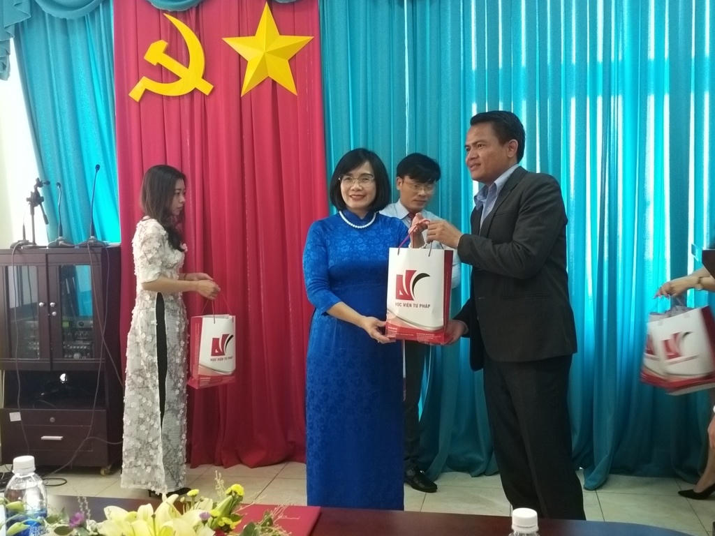 Thứ trưởng Đặng Hoàng Oanh giao loạt nhiệm vụ cho Cục Công tác phía Nam