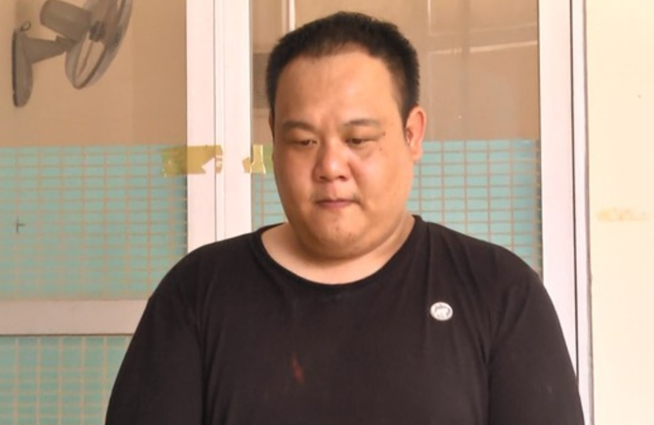 Truy tố hai người nước ngoài vận chuyển hơn 1 tấn ma túy đá