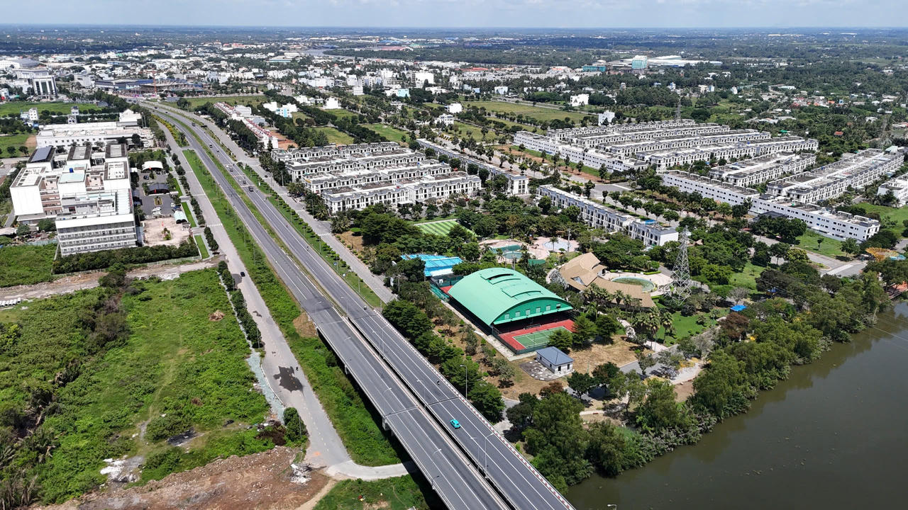 Nhà phố La Villa Tân An: Lợi thế cho khách ở và kinh doanh