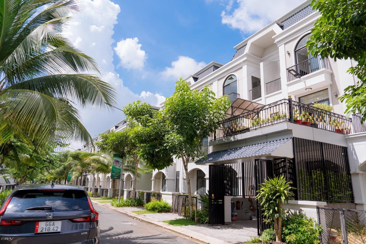 Nhà phố La Villa Tân An: Dễ dàng thiết kế nội thất theo nhu cầu cá nhân