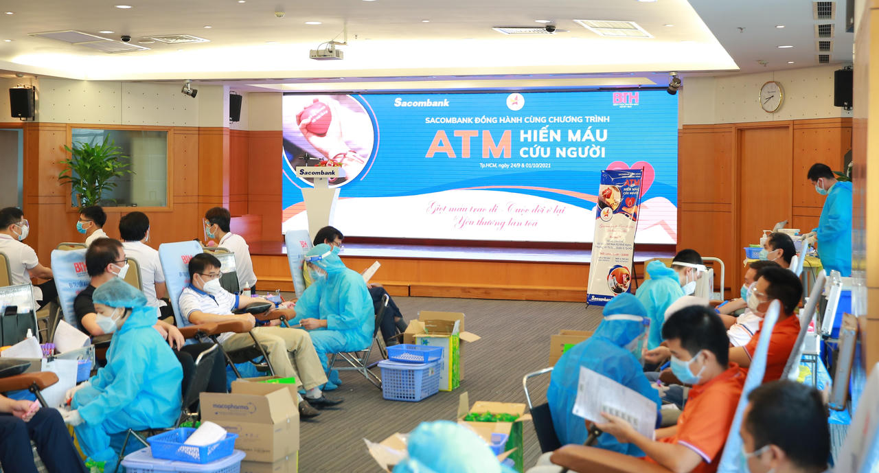 Sacombank đồng hành cùng Hội Doanh nhân trẻ Việt Nam triển khai chương trình “ATM Hiến máu cứu người”