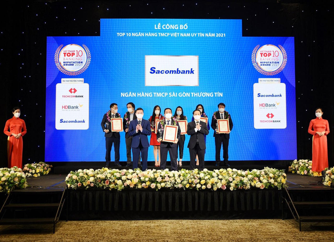 Sacombank liên tiếp nhận được các giải thưởng uy tín trong nước