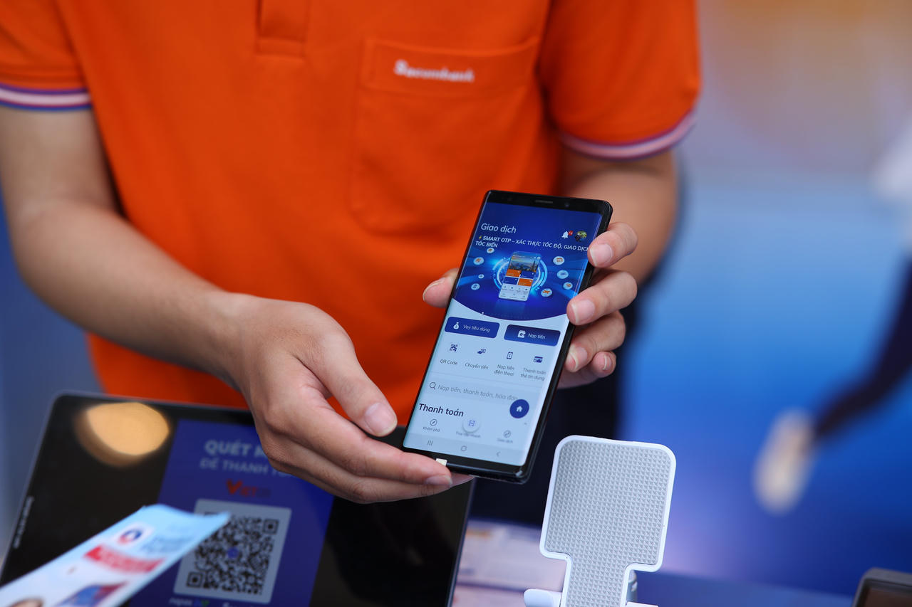 Trải nghiệm công nghệ thanh toán của Sacombank tại Tuần lễ Đổi mới sáng tạo và Chuyển đổi số TP HCM 2022