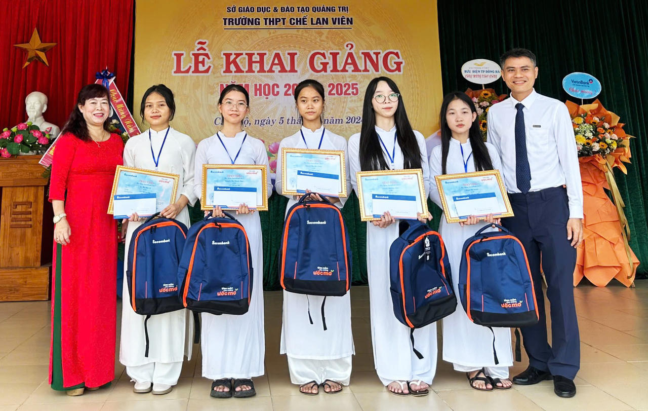 Sacombank dành hơn 11 tỷ đồng trao học bổng 'Ươm mầm cho những ước mơ'