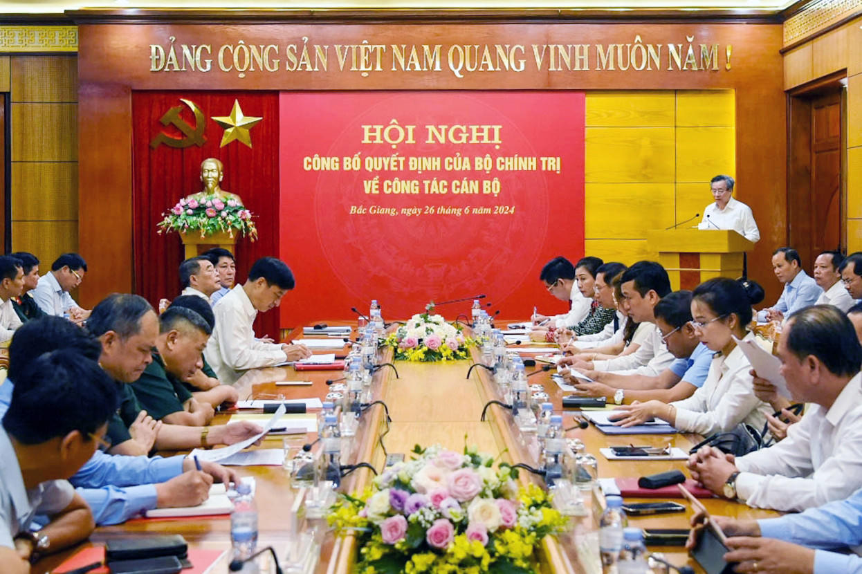 Trung tướng Nguyễn Văn Gấu giữ chức Bí thư Tỉnh ủy Bắc Giang
