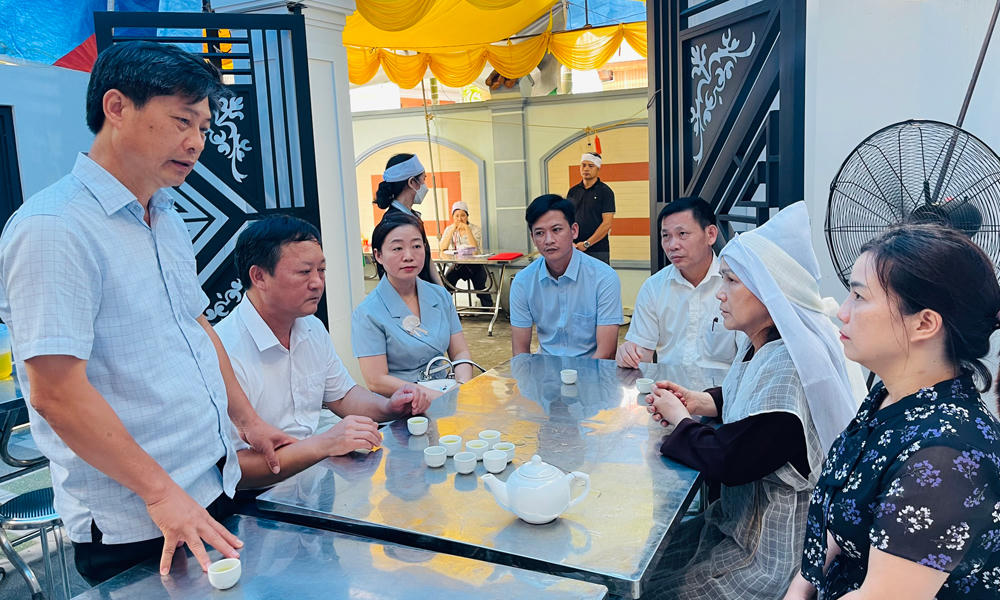 Lãnh đạo tỉnh Bắc Giang hỗ trợ, động viên gia đình nạn nhân vụ nổ bình khí ở xã Đồng Sơn