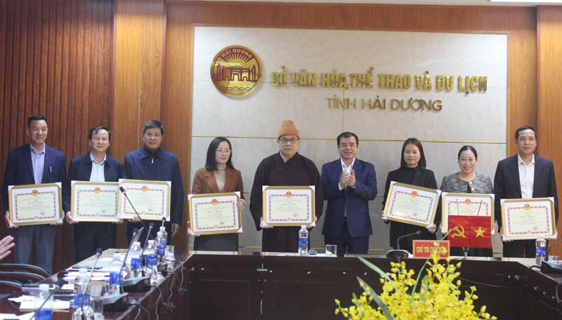 Thêm nhiều nét mới tại lễ hội mùa Xuân Côn Sơn – Kiếp Bạc