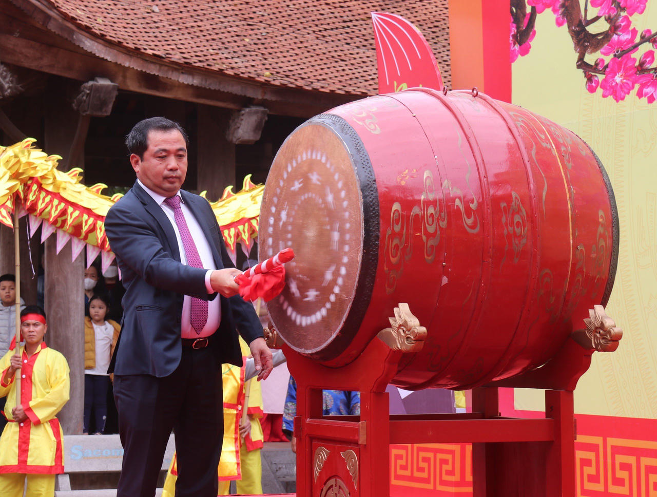 Hải Dương: Lễ khai bút đầu xuân tại đền thờ thầy giáo Chu Văn An