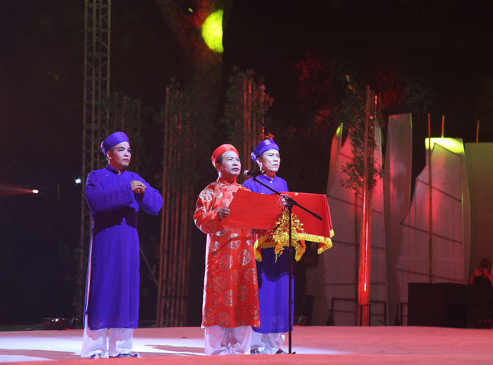 Tưởng niệm ngày mất Hưng Đạo Đại vương Trần Quốc Tuấn và khai hội mùa thu Côn Sơn-Kiếp Bạc