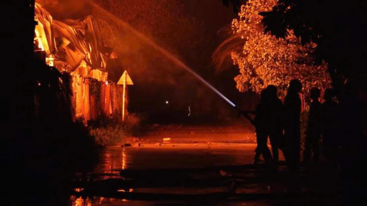 Hải Dương: Cháy lớn ở Công ty TNHH Xây dựng và Thương mại Thành Phát T&T 