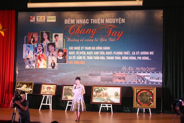 Ấm lòng Đêm nhạc 'Chung tay' hướng về đồng bào vùng lũ