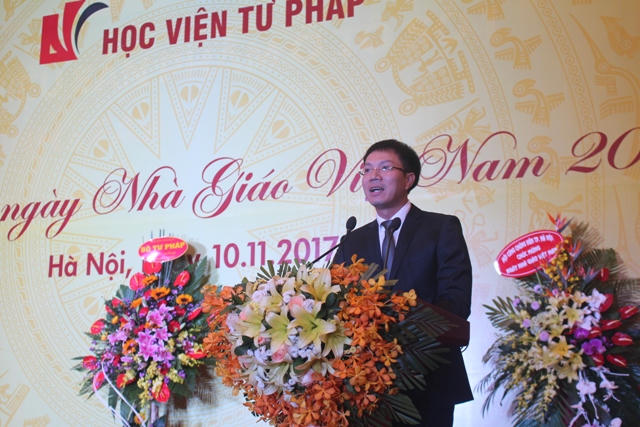 Ấm áp buổi gặp mặt tri ân Ngày Nhà giáo Việt Nam năm 2017