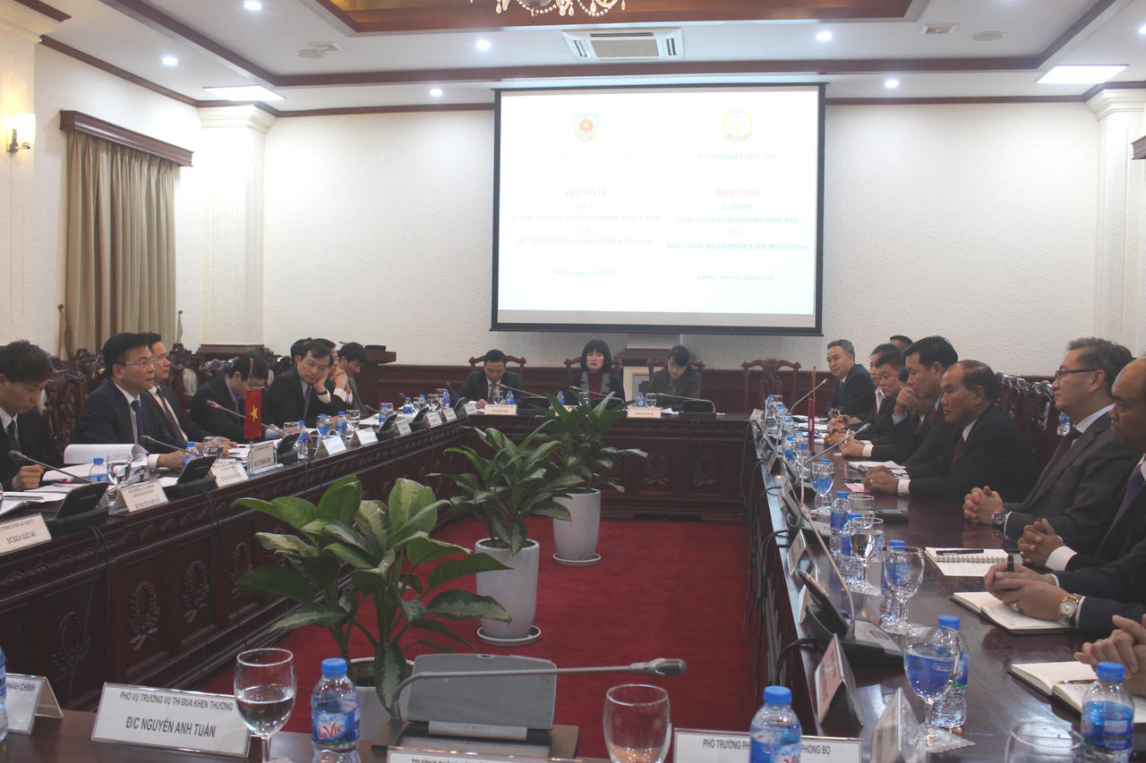 Thắt chặt hơn nữa mối quan hệ hữu nghị đặc biệt giữa 2 nước Việt – Lào