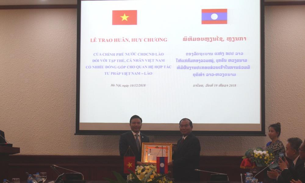 Thắt chặt hơn nữa mối quan hệ hữu nghị đặc biệt giữa 2 nước Việt – Lào