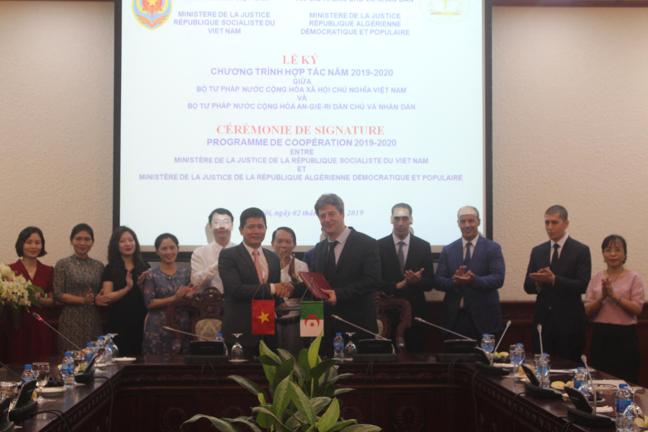 Thắt chặt hợp tác tư pháp giữa Việt Nam và Algeria