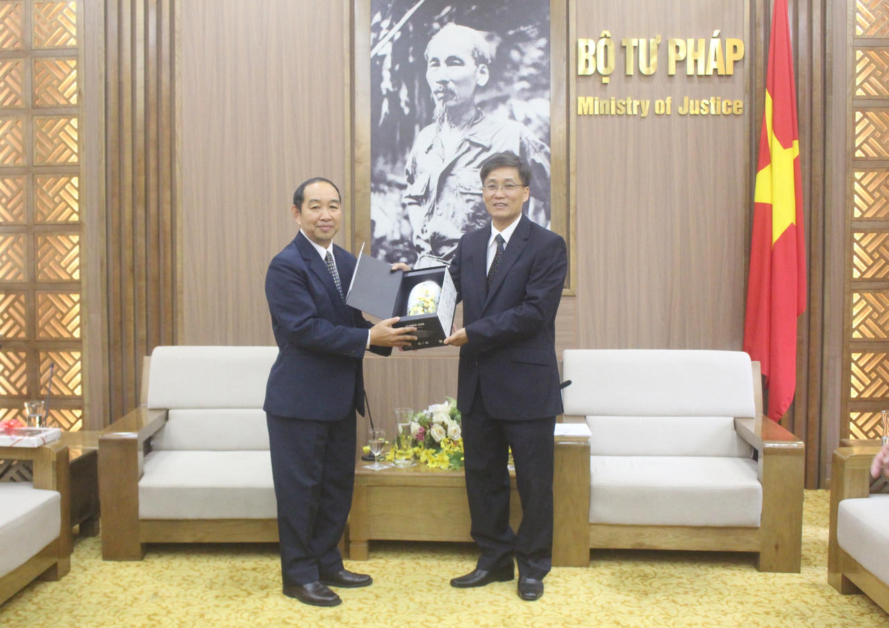 Vun đắp tình hữu nghị Việt – Lào mãi mãi bền vững