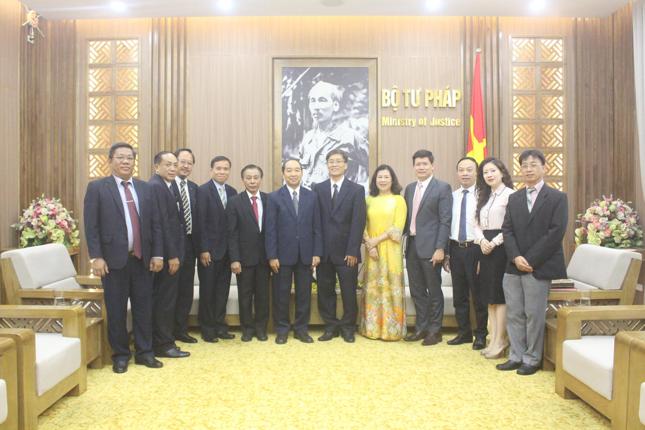 Vun đắp tình hữu nghị Việt – Lào mãi mãi bền vững