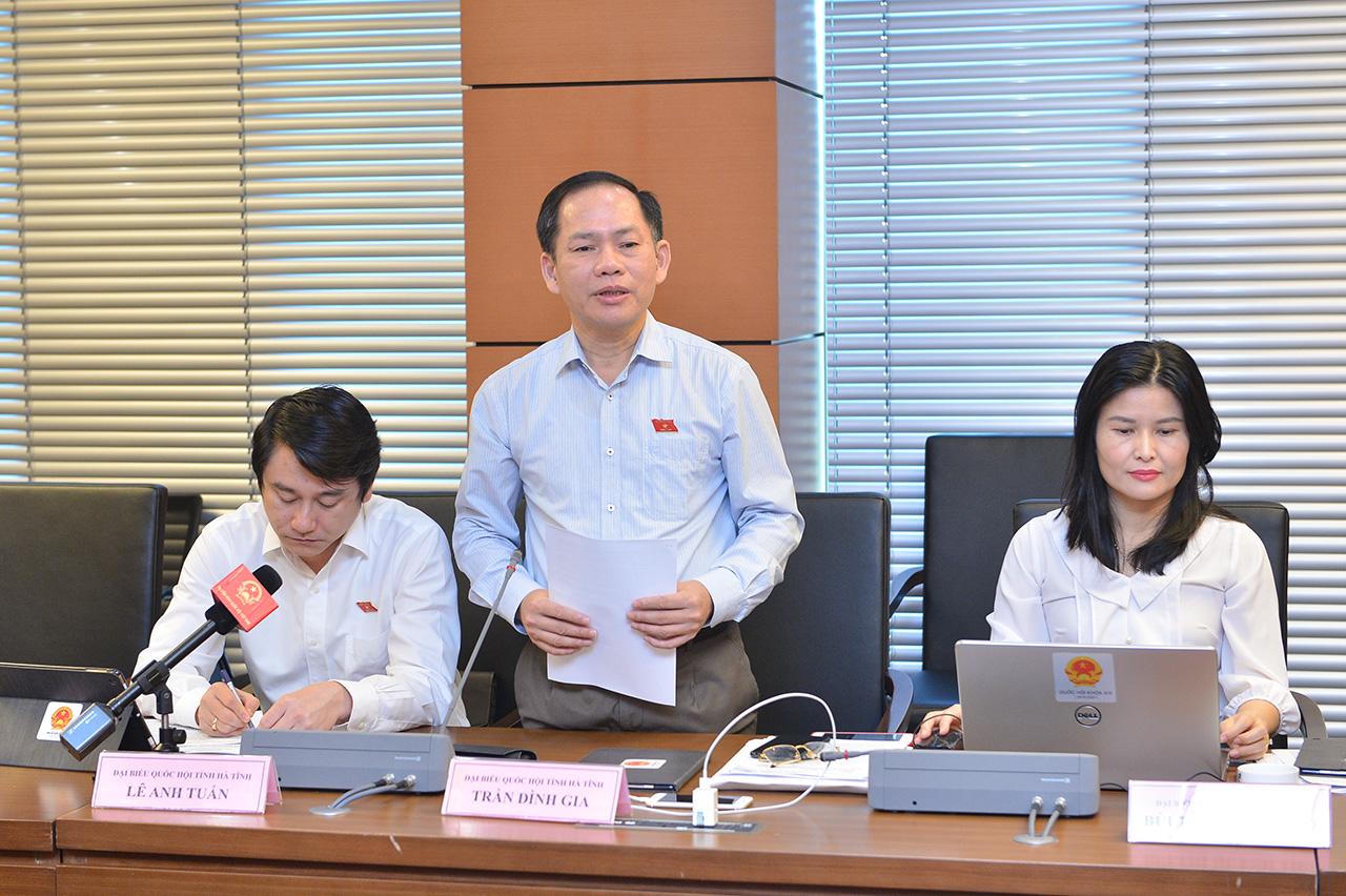 Đại biểu Quốc hội lưu ý hệ lụy của việc xuất khẩu lao động để giảm nghèo