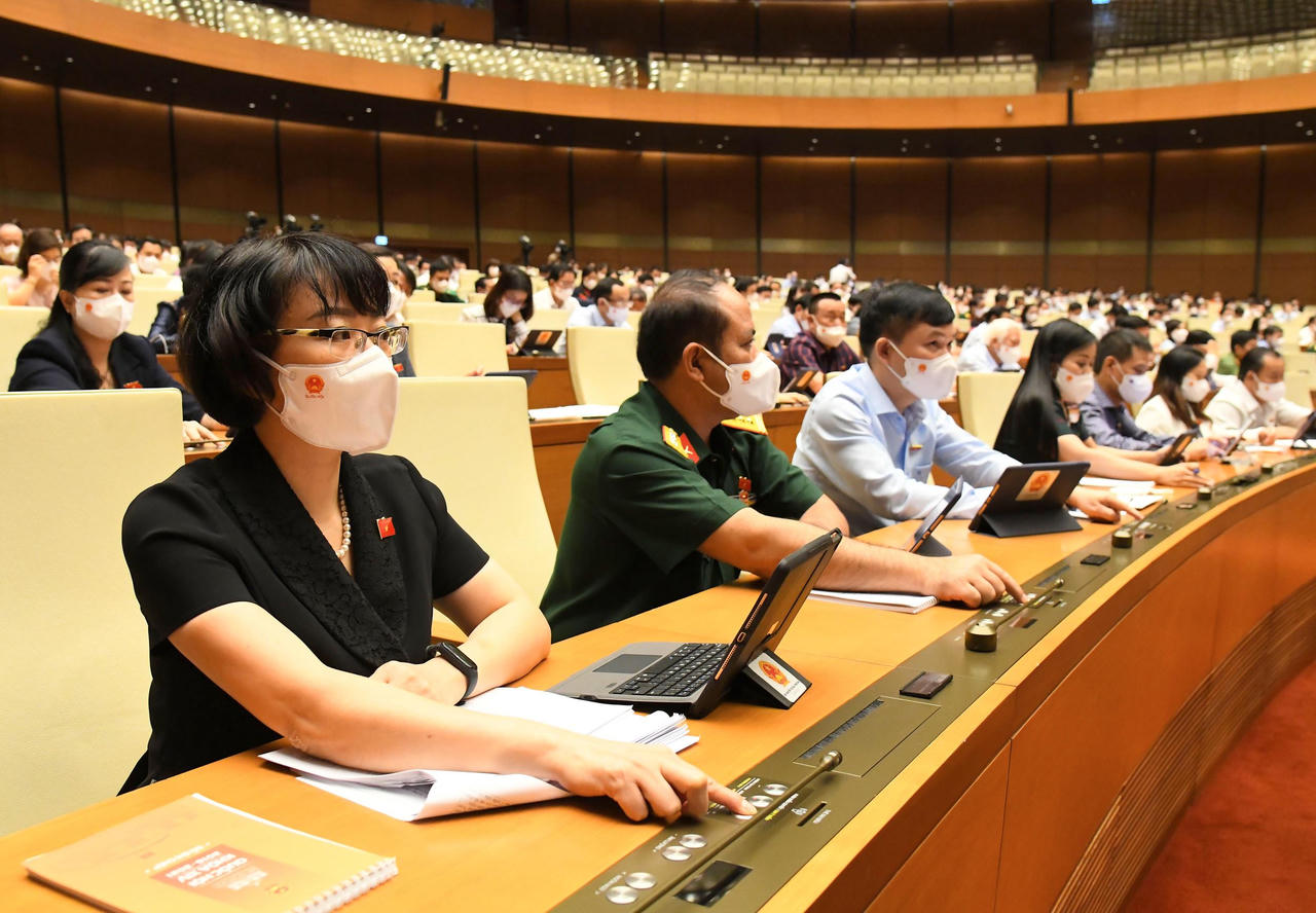 Quốc hội thông qua 4 Nghị quyết quan trọng cho giai đoạn 2021-2025