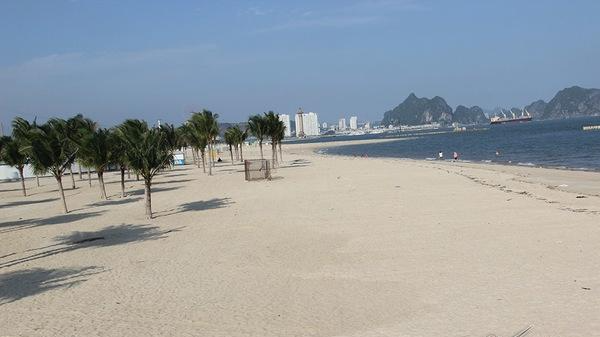 Quảng Ninh tạm dừng nhiều hoạt động đông người từ 12h ngày 4/8