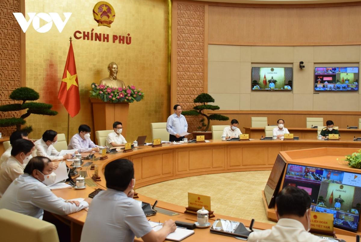 Ưu tiên dành nguồn lực, tiết kiệm chi tiêu để dồn lực chống dịch