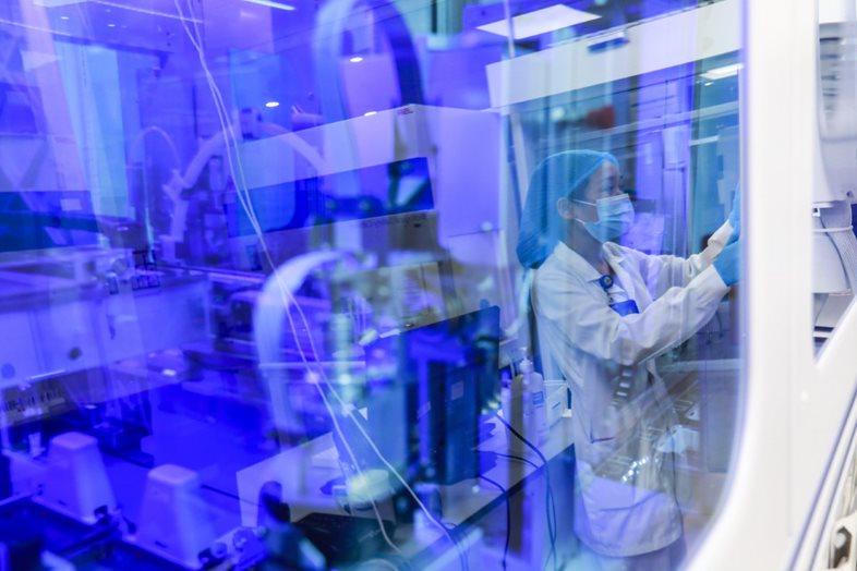 Từ 20/8/2021, Hệ thống Y tế MEDLATEC áp dụng quét QR code để xác thực kết quả xét nghiệm 