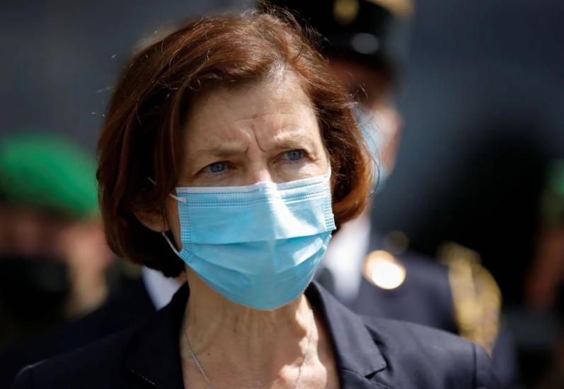 Pháp hủy cuộc họp quốc phòng với Anh sau khủng hoảng ‘tàu ngầm’