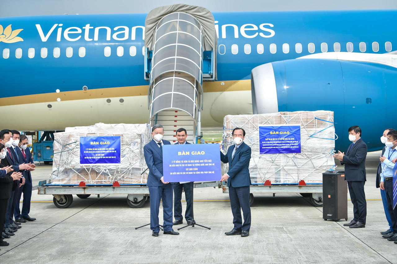 Thủ tướng Phạm Minh Chính kết thúc tốt đẹp chuyến công du đầu tiên tại châu Âu